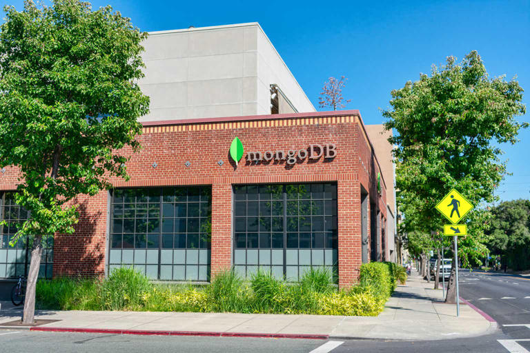 MongoDB reports 20% Q4 revenue growth, FY26 outlook falls short