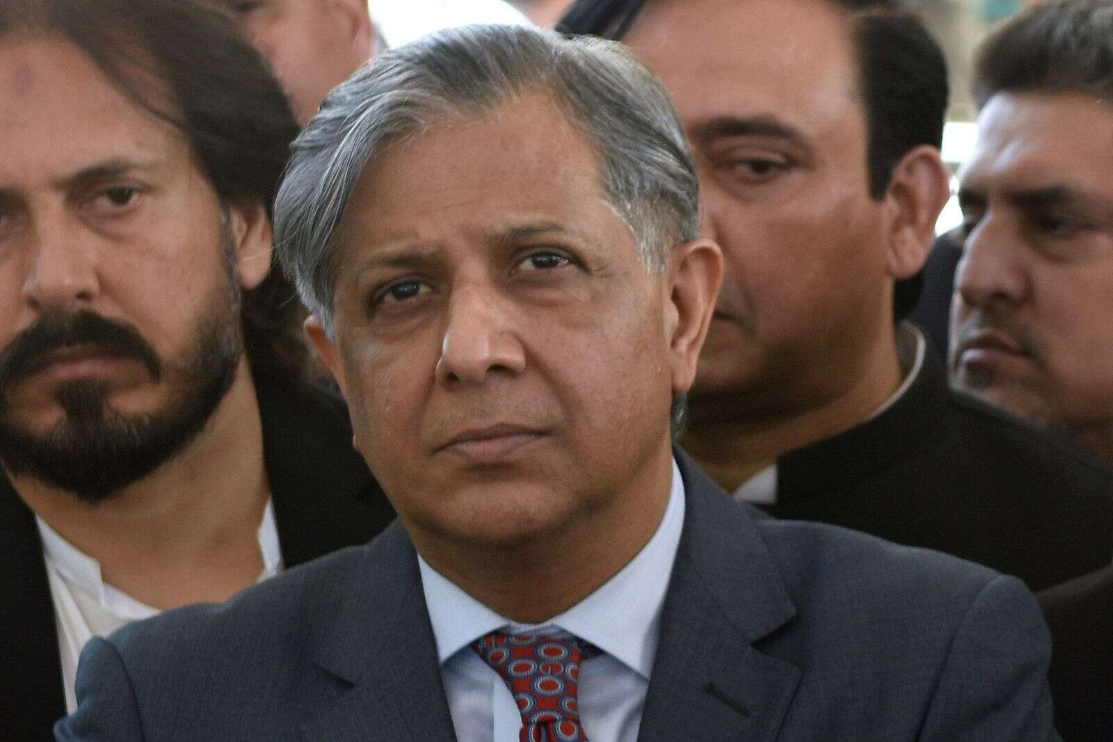 pakistan to investigate army's meddling in judiciary, law minister says