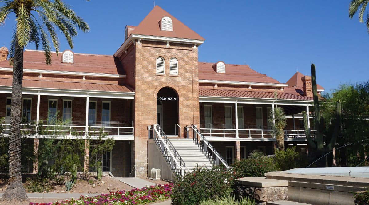 University of Arizona invites applications for UG programmes