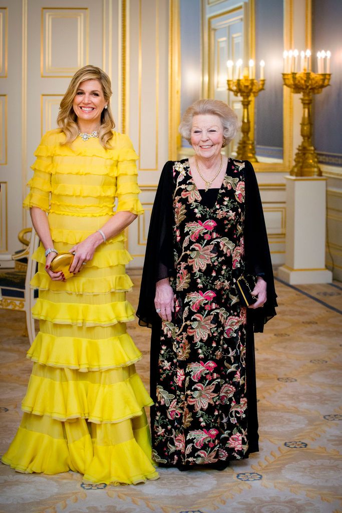 <p>It wasn't feathers Maxima was ruffling in this sweet yellow gown at the official dinner for the King and Queen of Jordan at Palace Noordeinde.</p>