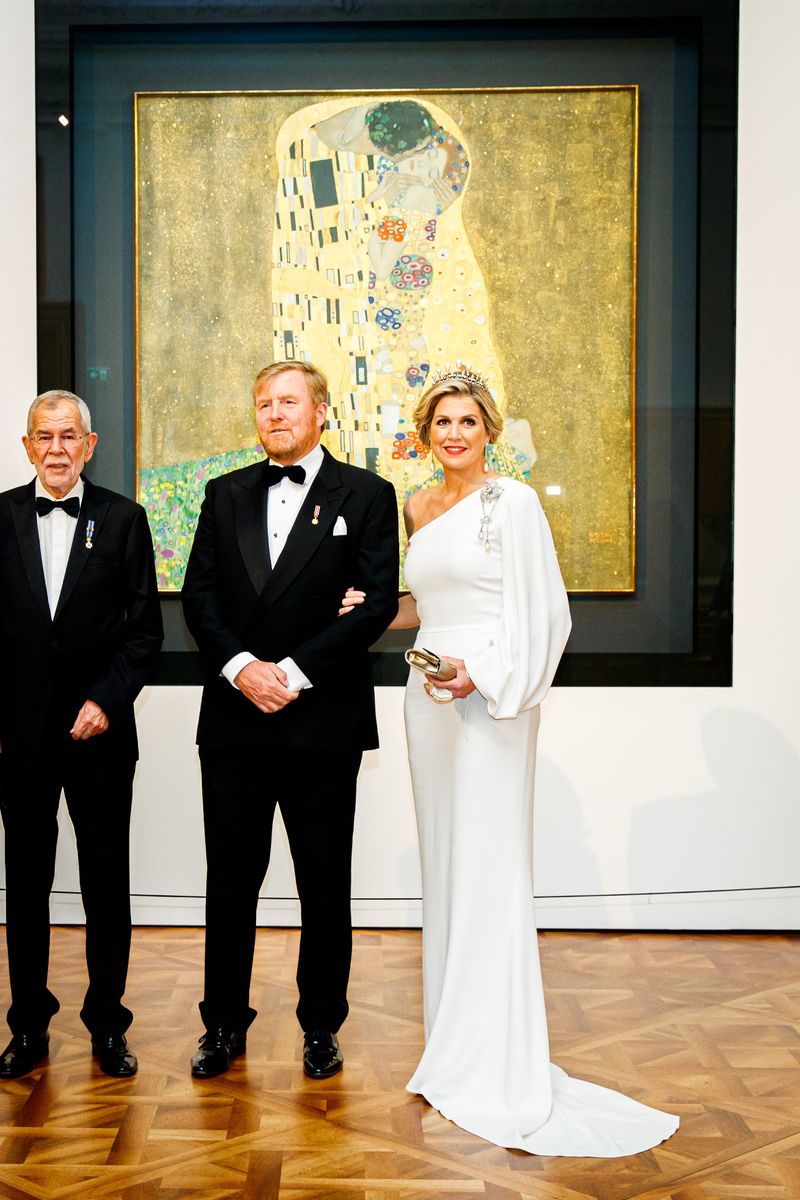 <p>Maxima looked artful in a flowing, one-shoulder white gown at a state banquet in Vienna. </p>