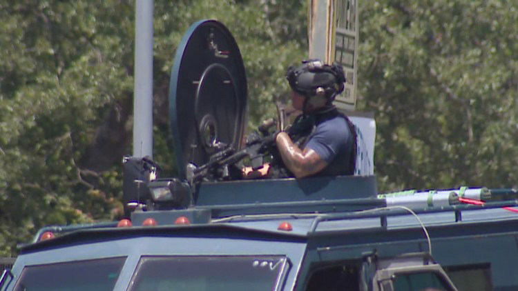 Swat Called To Assist Dallas Police After Suspect Fires Shots Sources Say