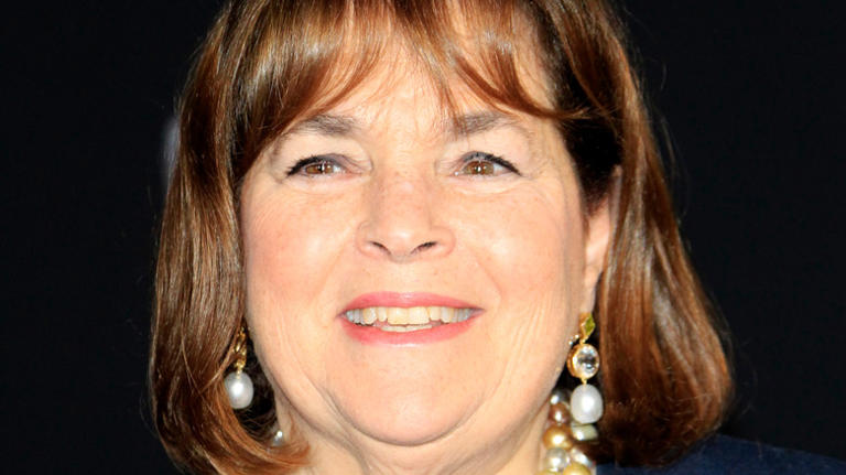 Ina Garten's 11 Best Tips For Baking Any Kind Of Pie