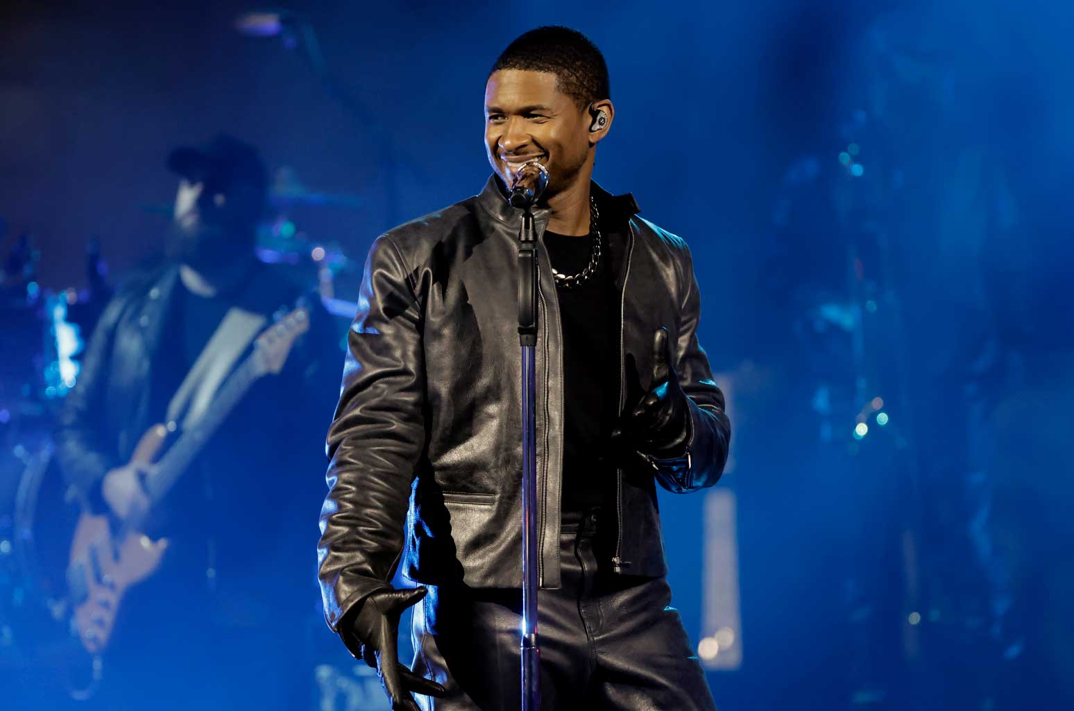 Usher, Victoria Monét Score In 2024 NAACP Image Awards Nods: Here Are ...