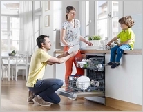 ergonomie v kuchyni: jak správně uspořádat pracovní plochy a spotřebiče pro efektivní vaření?