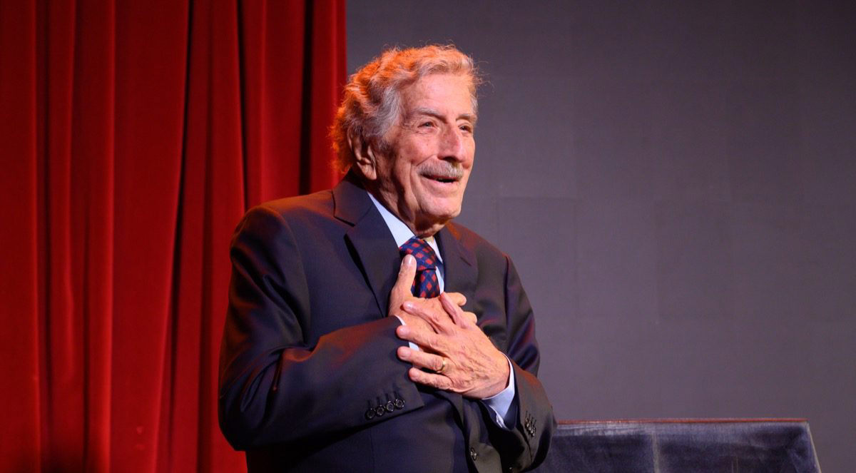 The First Signs Tony Bennett Had Alzheimer's, According to His Wife