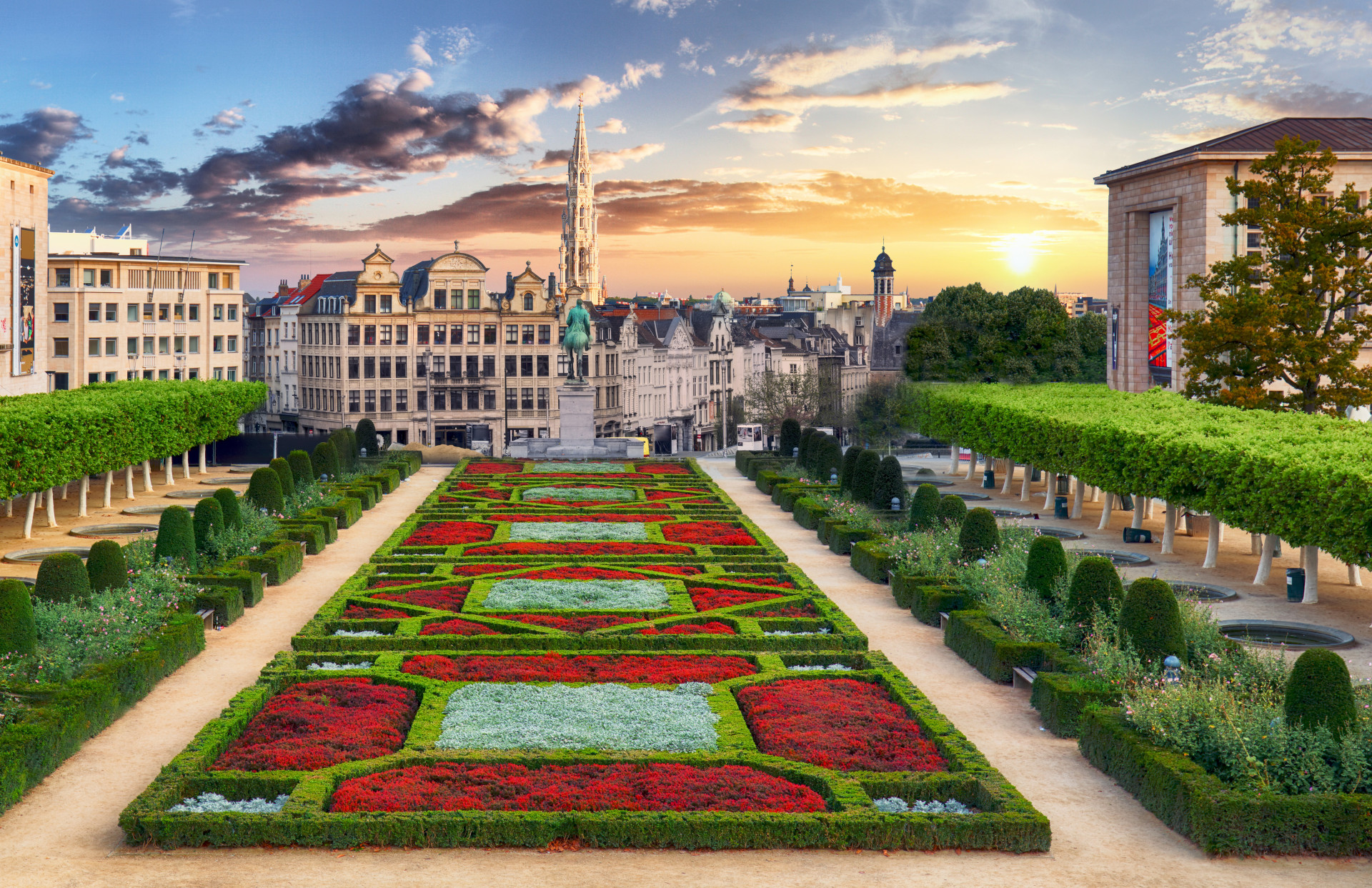 <p>Belgium might be one of Europe's smallest countries, but it's definitely not one you should underestimate! Although we love it for its incredible chocolate, there are plenty of other good reasons to visit the country.</p><p>Want to know why you should put it on your travel bucket list? Click through this gallery to find out!</p><p>You may also like:<a href="https://www.starsinsider.com/n/129710?utm_source=msn.com&utm_medium=display&utm_campaign=referral_description&utm_content=305869v3en-in"> 25 things that annoy flight attendants </a></p>