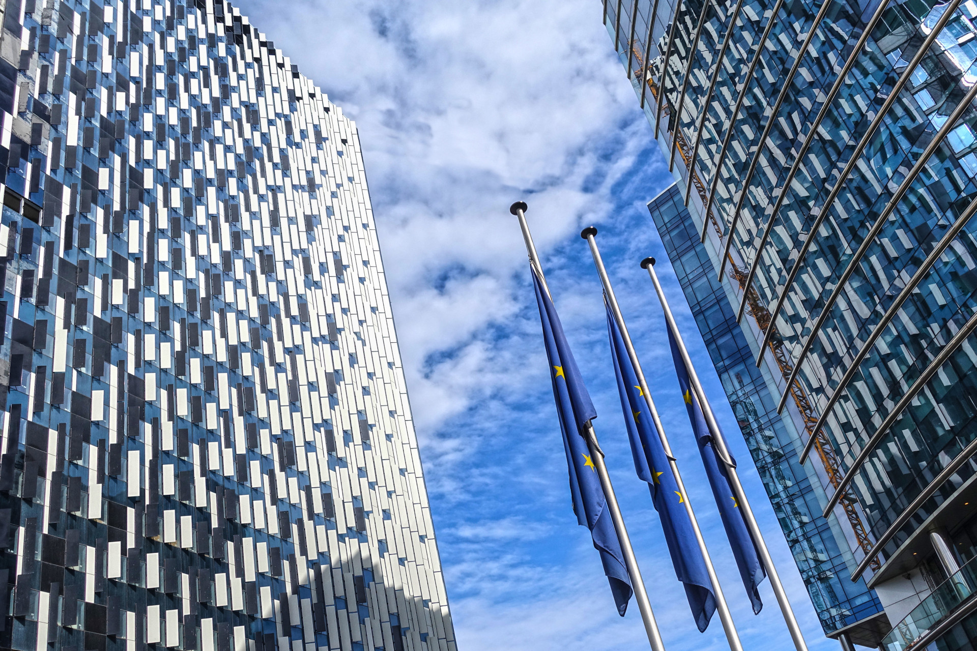 Let's start with the city of Brussels. Belgium's capital headquarters many institutions of the European Union. This means unique employment opportunities, as well as many other important advantages.<p><a href="https://www.msn.com/en-us/community/channel/vid-7xx8mnucu55yw63we9va2gwr7uihbxwc68fxqp25x6tg4ftibpra?cvid=94631541bc0f4f89bfd59158d696ad7e">Follow us and access great exclusive content every day</a></p>