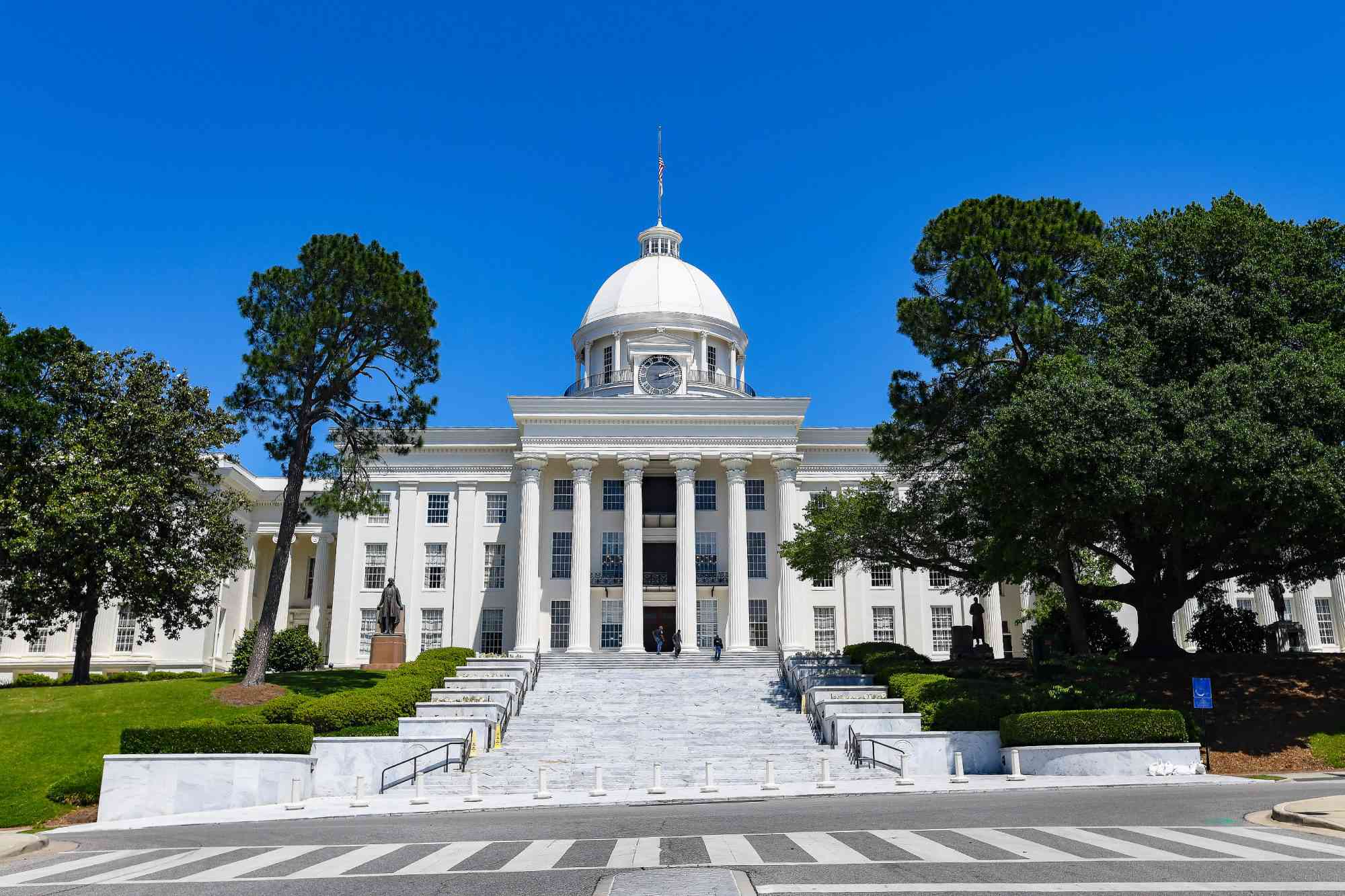 Монтгомери Алабама. Капитолий штата Мэн. Legislature. The State within. Al state