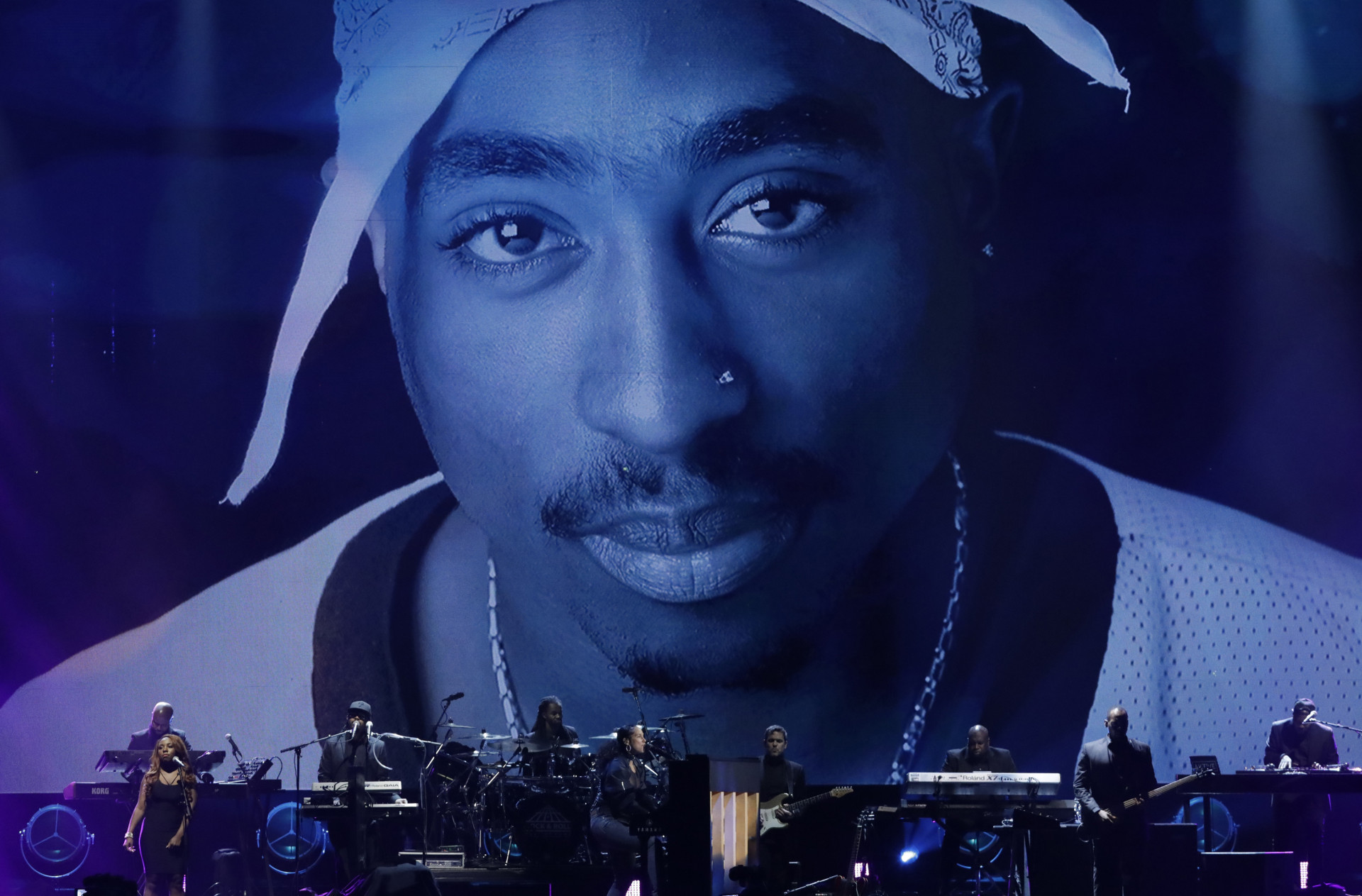 2pac песни