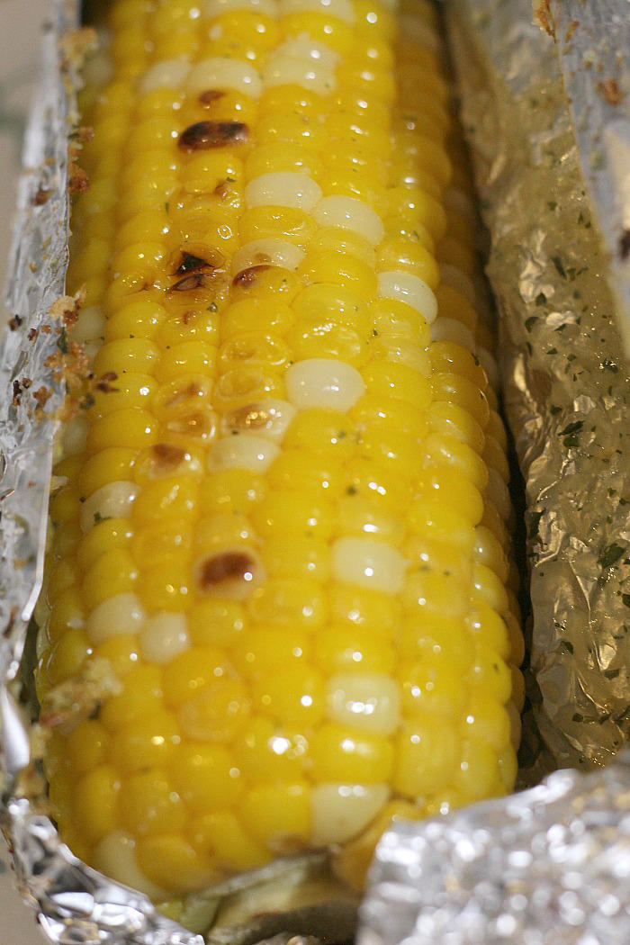Easy Grilled Corn on the Cob!