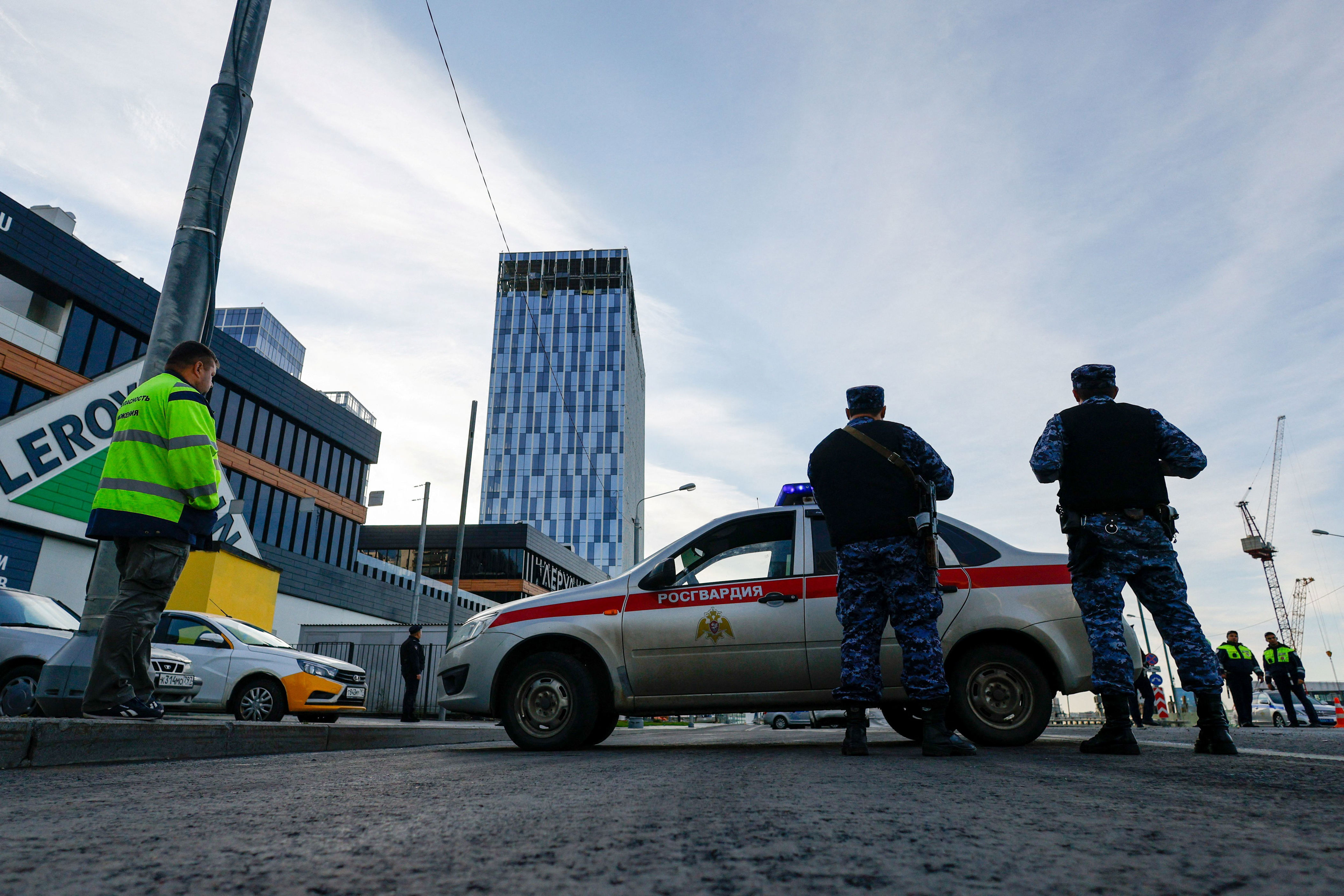 Беспилотник сити. Нападение на Москва Сити. Атака Москва Сити беспилотниками. Нападение Украины на Москва Сити. Москва Сити атака дронов.