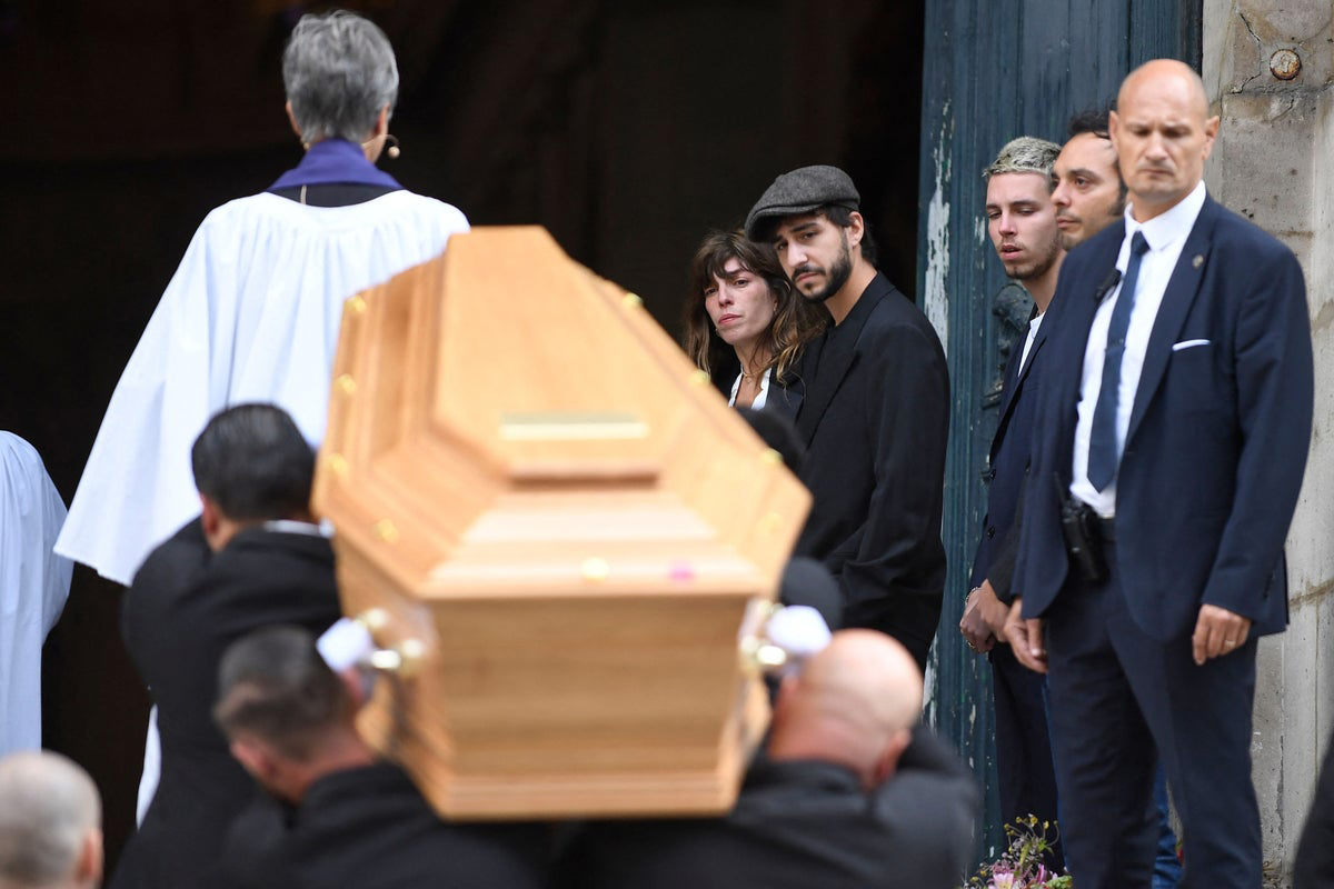 Jane Birkin funeral: Tributes paid to style icon as celebrities join ...