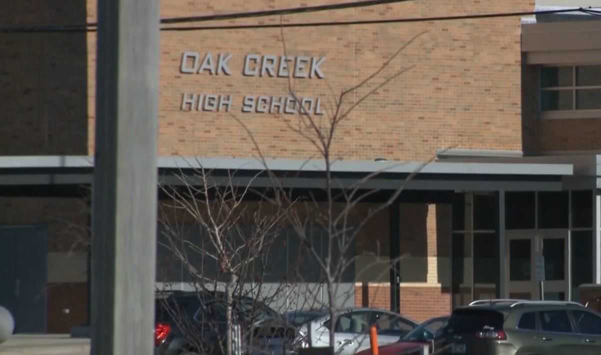 Oak Creek High School teacher charged with child sex assault