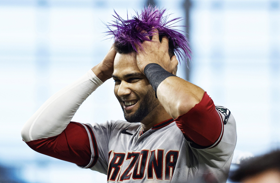 Purple hair, don't care: Lourdes Gurriel Jr.'s look unique in baseball