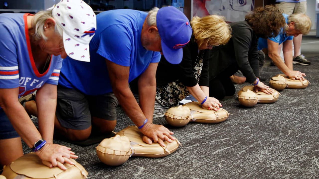 Knowing The Basics Of Cpr Could Save Someones Life 2575
