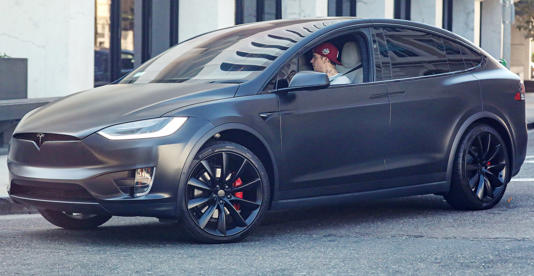 Tesla Model X: The Model X, which has been a big hit in the world of electric cars, is especially popular among celebrities.