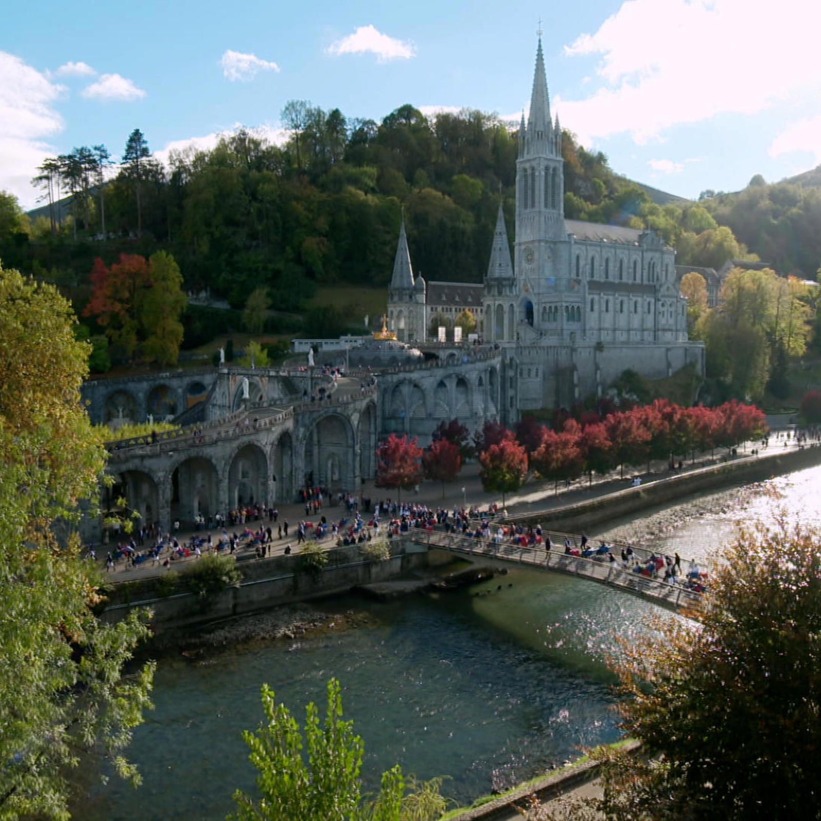Sanctuary of Our Lady of Lourdes' medical miracles