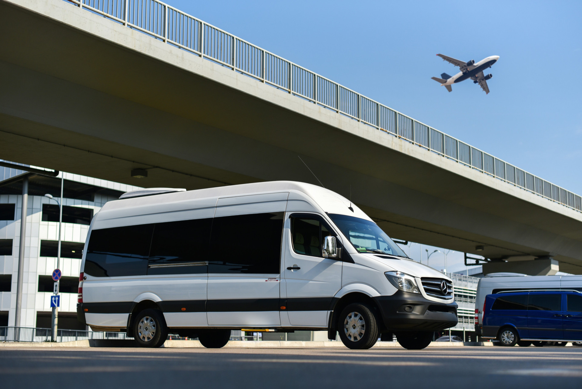 <p>Are airport transfers included? Ending up stranded in the arrivals hall is the last thing you need, especially after a long-haul flight. And you'll pay a premium to flag down a taxi. Make sure transfers are round trip as well.</p><p>You may also like:<a href="https://www.starsinsider.com/n/423240?utm_source=msn.com&utm_medium=display&utm_campaign=referral_description&utm_content=562106en-en"> Nasty comments celebs made about their exes</a></p>