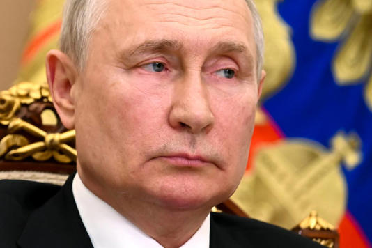 Putin garante que 300 mil pessoas "estão prontas a sacrificar a vida pelo interesse da pátria"