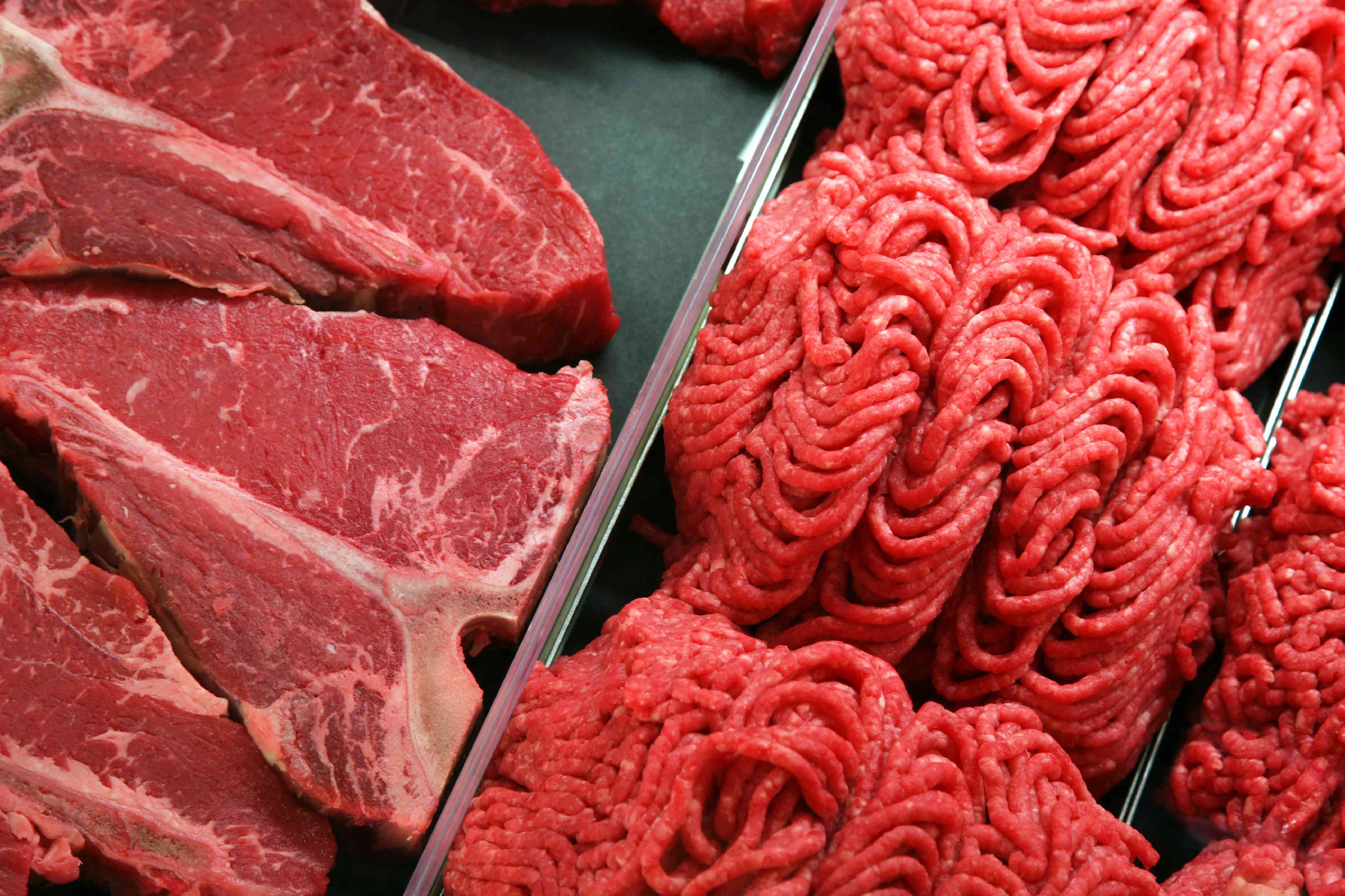 Фарш халяль. Мясо фарш. Мясо говядина. Свежее мясо.