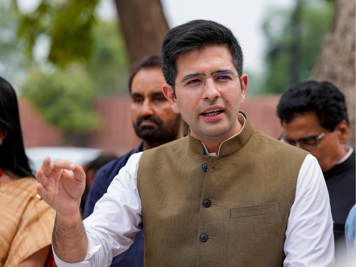 Raghav Chadha Rajya Sabha Suspension: SC Tells AAP MP To Apologise To ...