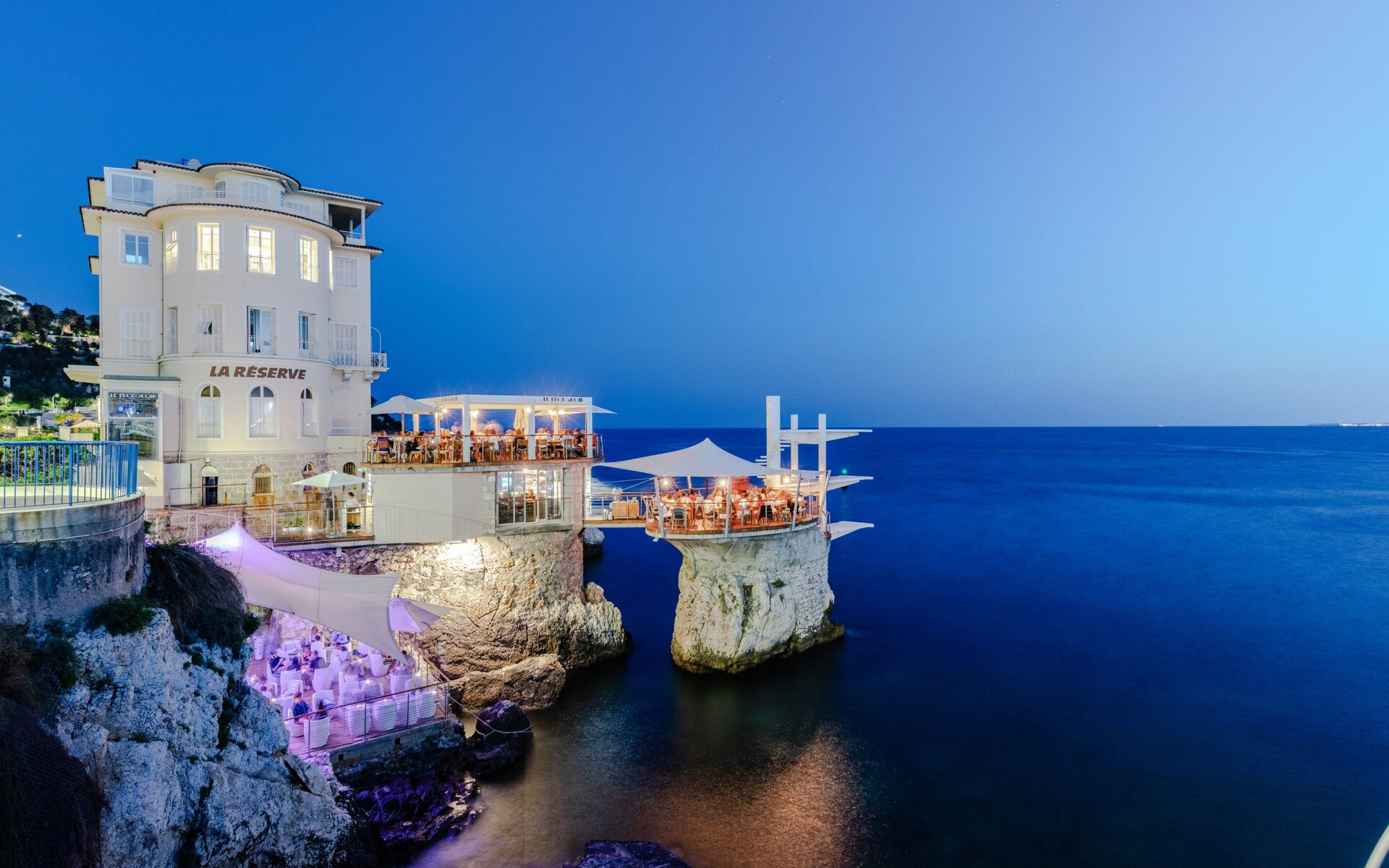 The best nightlife and bars on the French Riviera