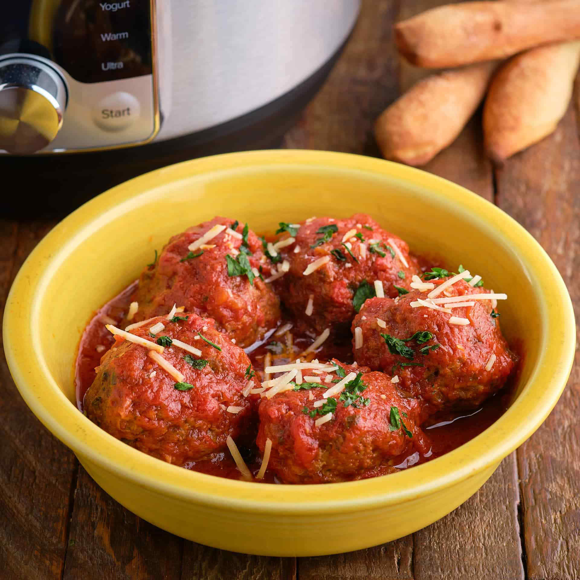 Instant Pot Meatballs with Tomato Sauce