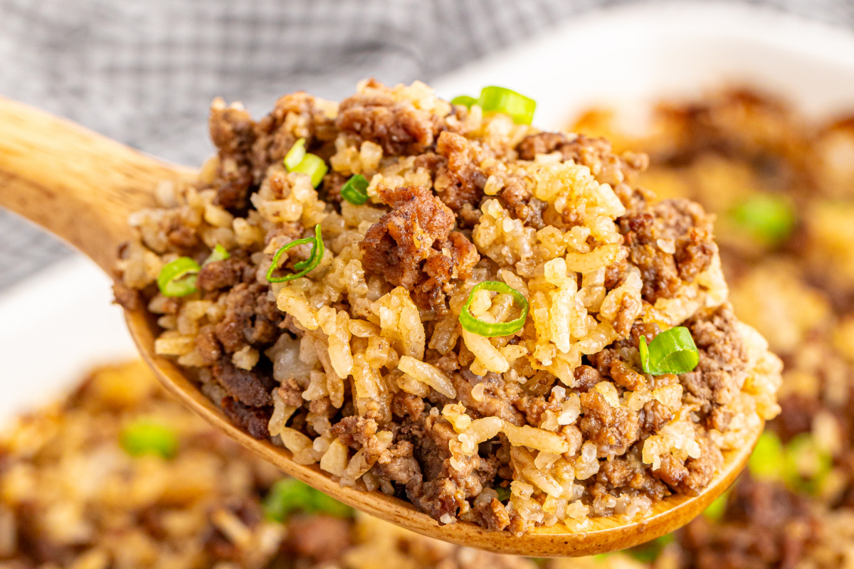 Easy Hamburger Rice Casserole   AA1f69qP.img