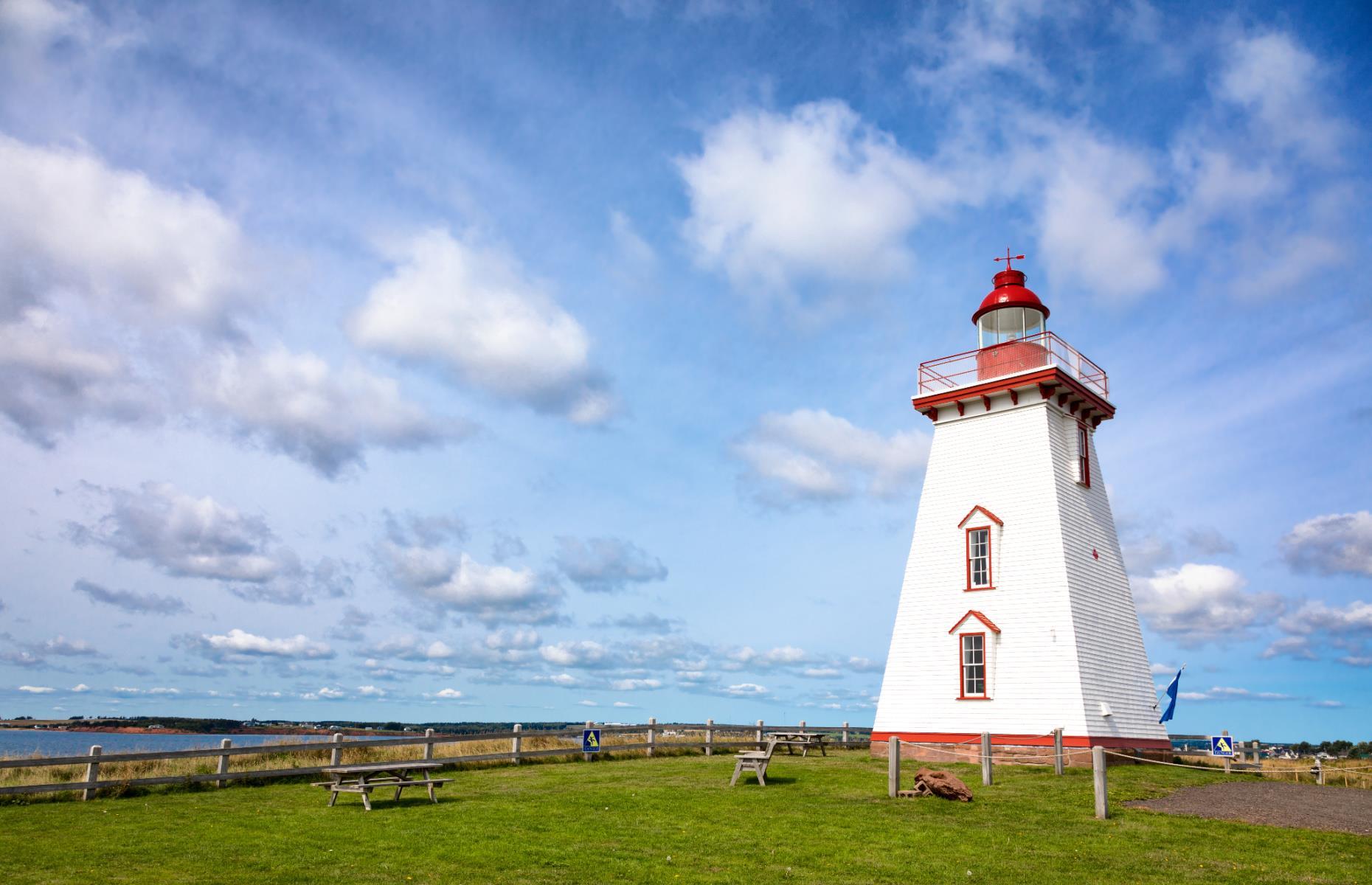 Canada's Prettiest Coastal Towns To Visit Now