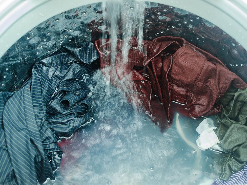 12 Clever Uses For Pillowcases You’ll Wish You Knew Sooner