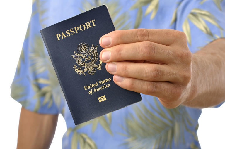 Are you planning a trip to Hawaii but aren’t sure about Hawaii passport requirements? Scroll to find out the truth about whether or not you need a passport to travel to Hawaii so you can plan your perfect vacation. This post about do I need a passport to travel to Hawaii was written by Marcie ... Read more