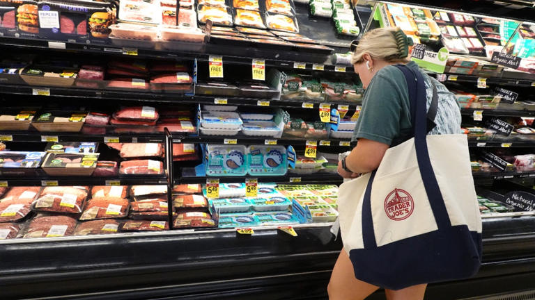 Six grocery stores have closed in Chicago's South Side and West Side neighborhoods over the last year, per the mayor's office. Scott Olson/Getty Images