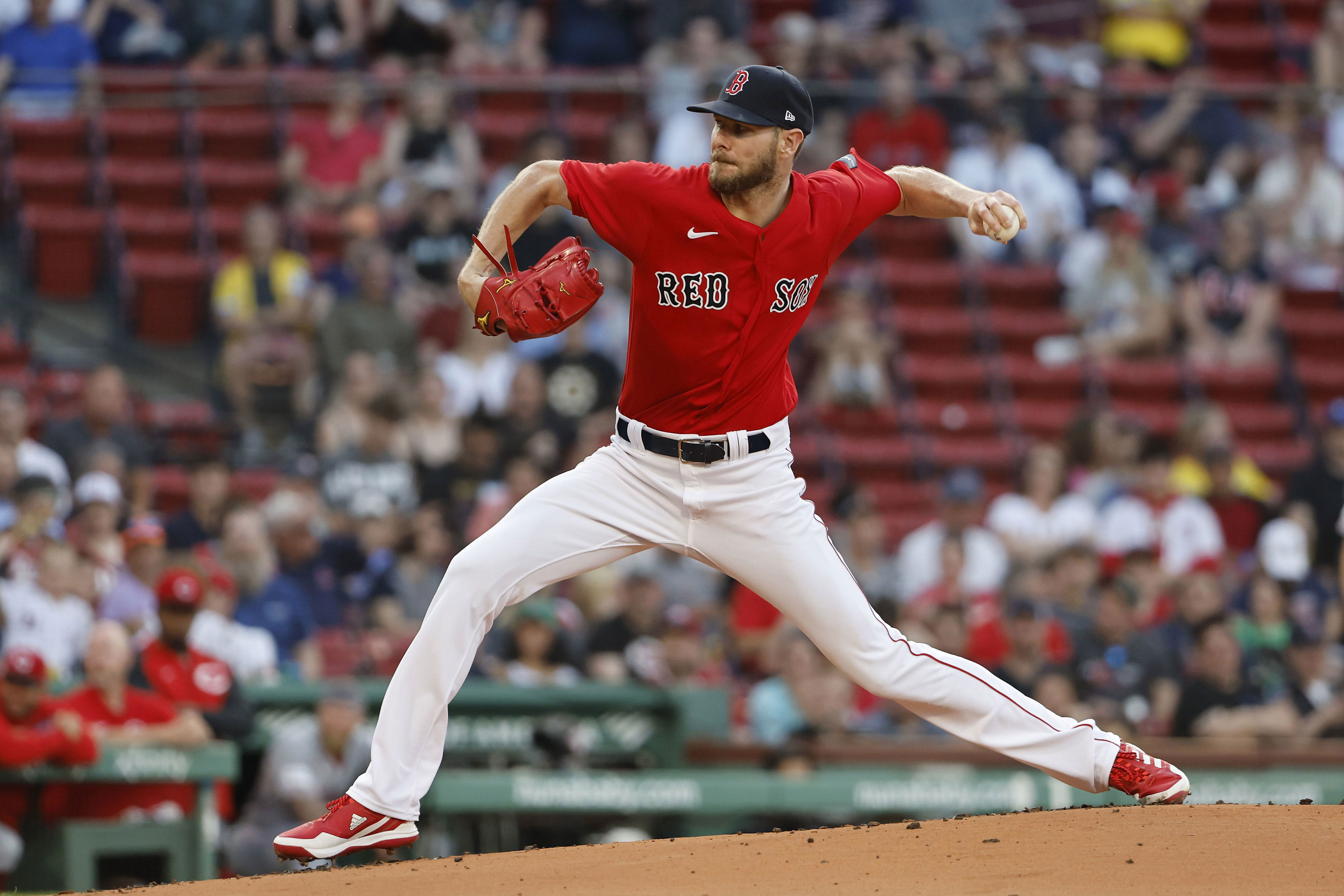 Sale retires 1st 14 batters in return from injury as Sox roll