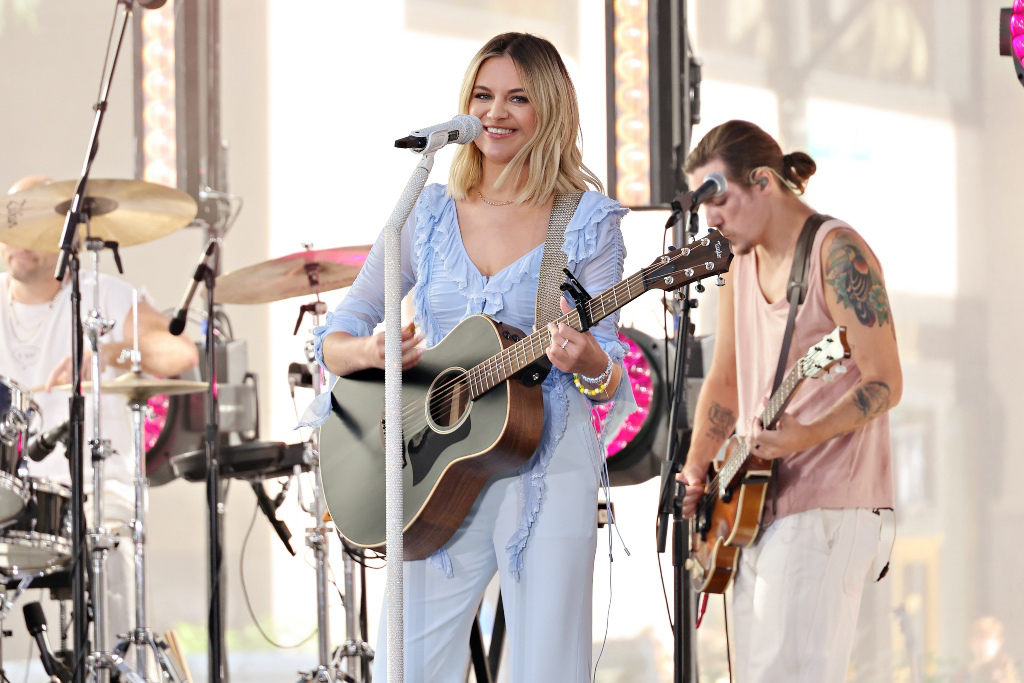 Kelsea Ballerini Performs New Music on NBC’s ‘Today’ Show in Heeled Sandals