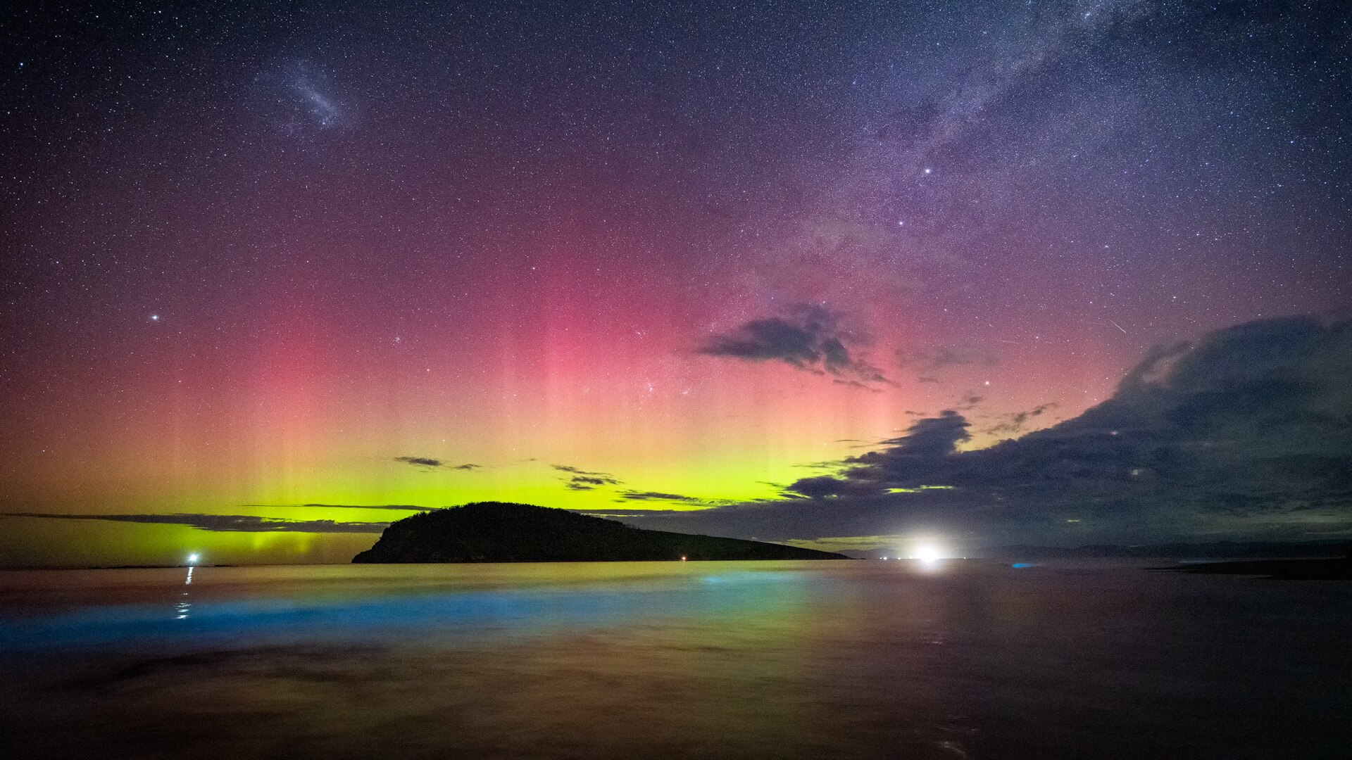 aurora-australis-fails-to-eventuate-after-predictions-of-coronal-mass