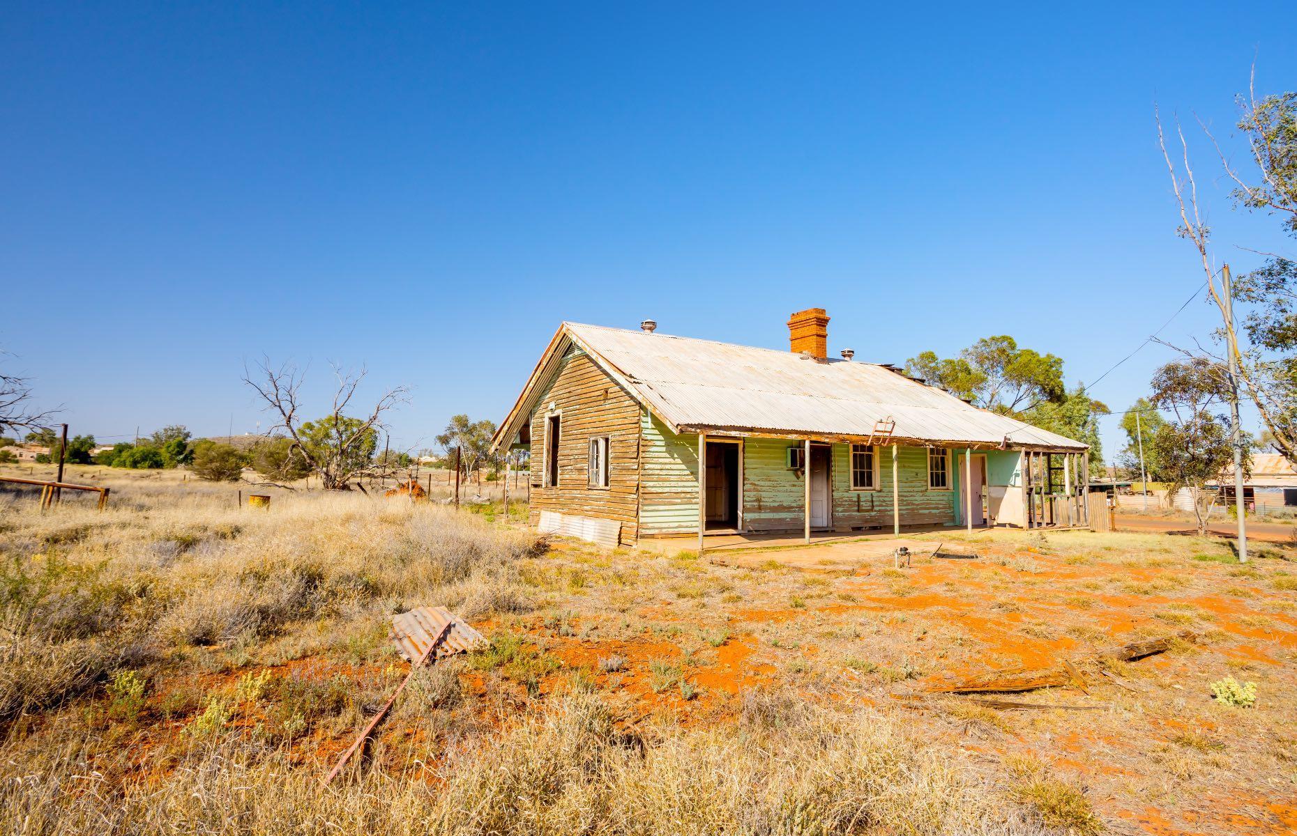 Reclaimed by sand: abandoned desert towns around the world