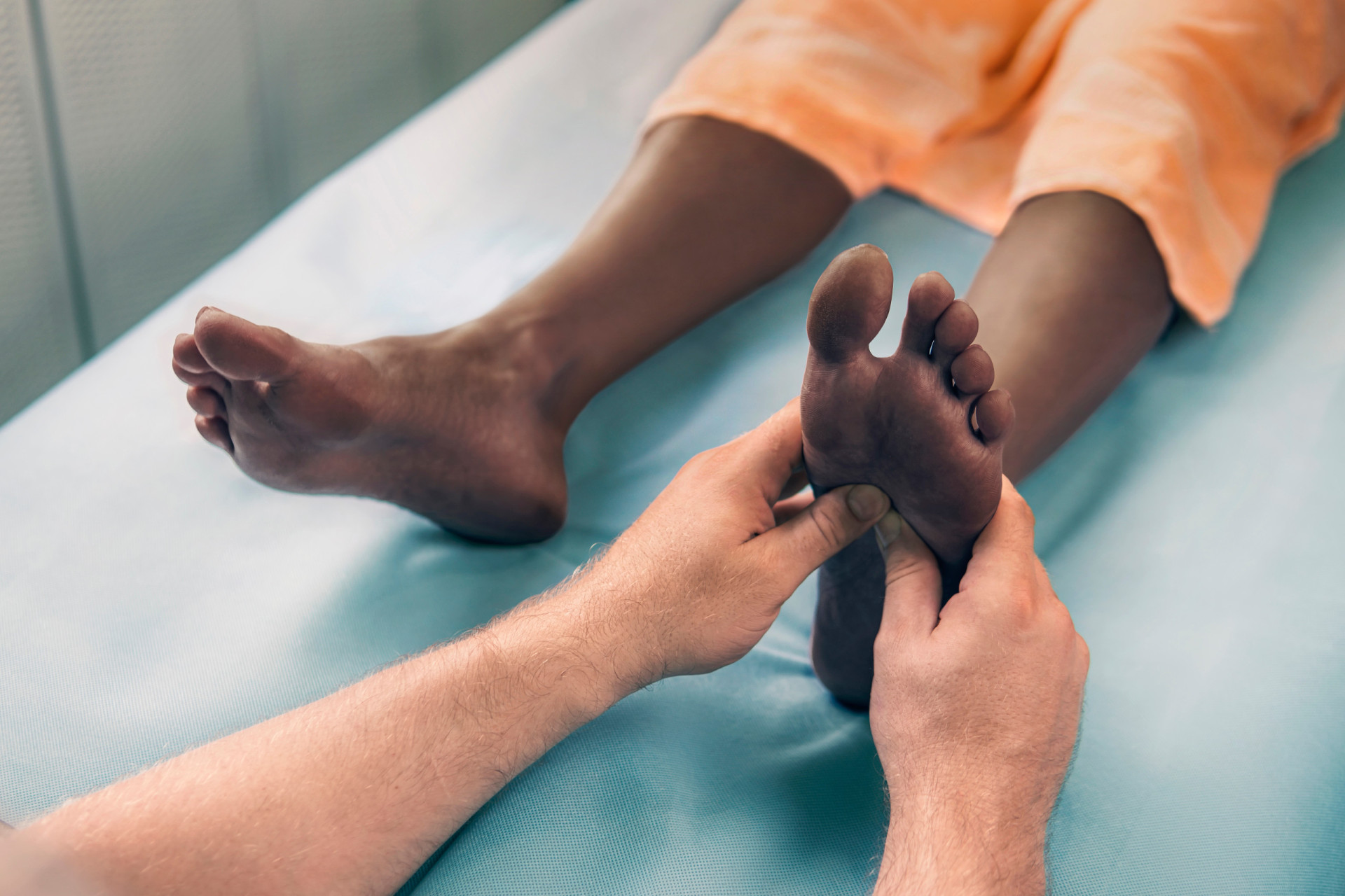 <p>Reflexology is linked to many potential benefits, such as pain reduction, relaxation, mood elevation, and improvement in feelings of anxiety.</p>