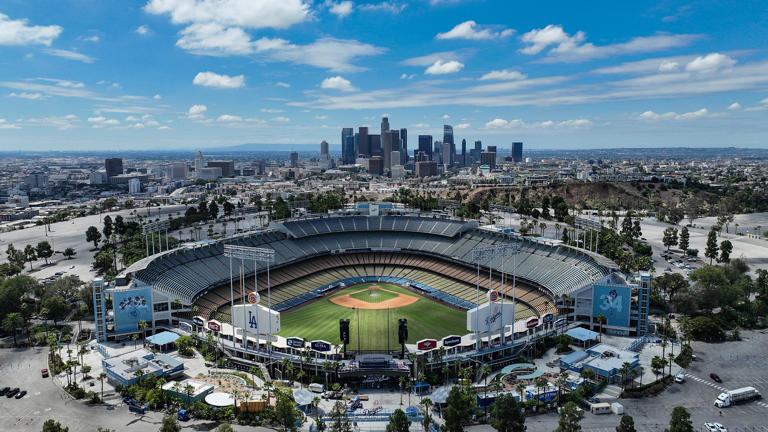 Los Angeles Dodgers on X: Meanwhile at Dodger Stadium   / X
