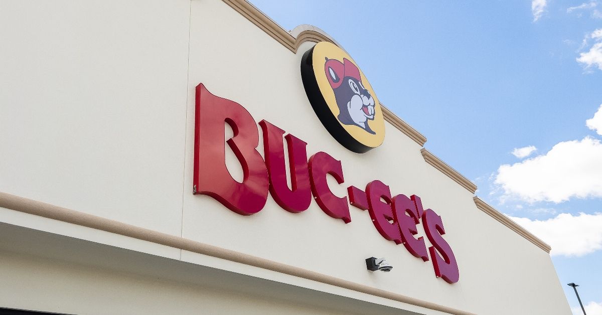 <p> Originating in Texas, Buc-ee's has one of the biggest cult followings on this list. Their stores are known for being huge and sell an overwhelming amount of snacks, drinks, and knick-knacks. </p><p>Like Waffle House, this southern institution never closes, but the real highlight of Buc-ee's is the roundup station. Bonus points for their sparkling restrooms.  </p> <p> <strong>Must-try item</strong>: Buc-ee’s serves up a brisket sandwich that’s a fan favorite. Honorable mention goes to Beaver Nuggets, a sweet and savory crunchy snack.  </p> <p>  <p class=""><a href="https://financebuzz.com/extra-newsletter-signup-testimonials-synd?utm_source=msn&utm_medium=feed&synd_slide=2&synd_postid=11450&synd_backlink_title=Get+expert+advice+on+making+more+money+-+sent+straight+to+your+inbox.&synd_backlink_position=3&synd_slug=extra-newsletter-signup-testimonials-synd">Get expert advice on making more money - sent straight to your inbox.</a></p>  </p>