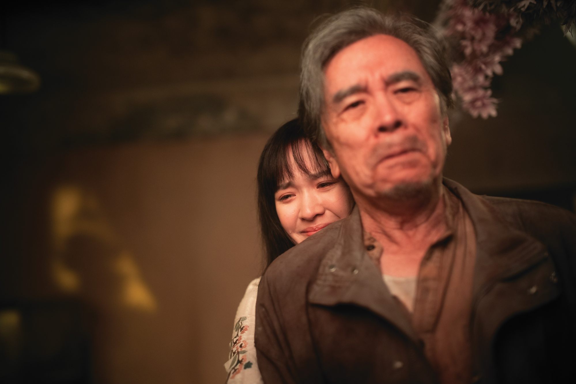 David Chiang (front) and Summer Chan in a still from 