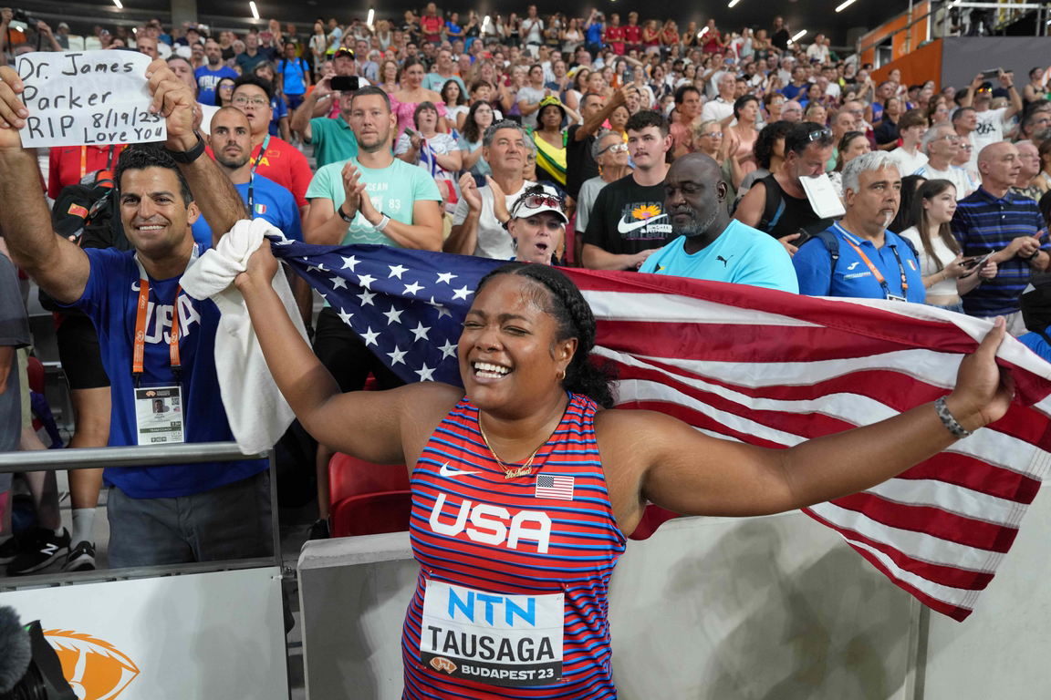 Laulauga Tausaga-Collins wins US' first women's discus world