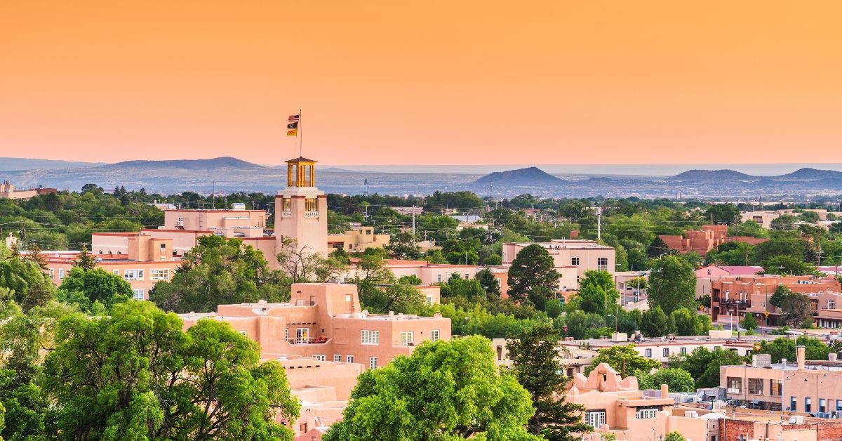 <p>  Known as “The City Different,” Santa Fe is the oldest capital city in the U.S. and is known for its rich history and culture, artistry, and timeless, earthy soul. With more museums and art galleries than you could possibly see in just one trip, Santa Fe makes for a great weekend getaway. </p> <p>  Visit in September for a month full of festivals — or come anytime to enjoy this foodie’s paradise. One thing’s for sure: You’ll leave fascinated, inspired, and ready to return.</p><p>  <p class=""><a href="https://financebuzz.com/earn-with-inboxdollars?utm_source=msn&utm_medium=feed&synd_slide=32&synd_postid=13085&synd_backlink_title=Get+paid+up+to+%24225+a+month+while+watching+viral+videos&synd_backlink_position=13&synd_slug=earn-with-inboxdollars">Get paid up to $225 a month while watching viral videos</a></p>  </p>