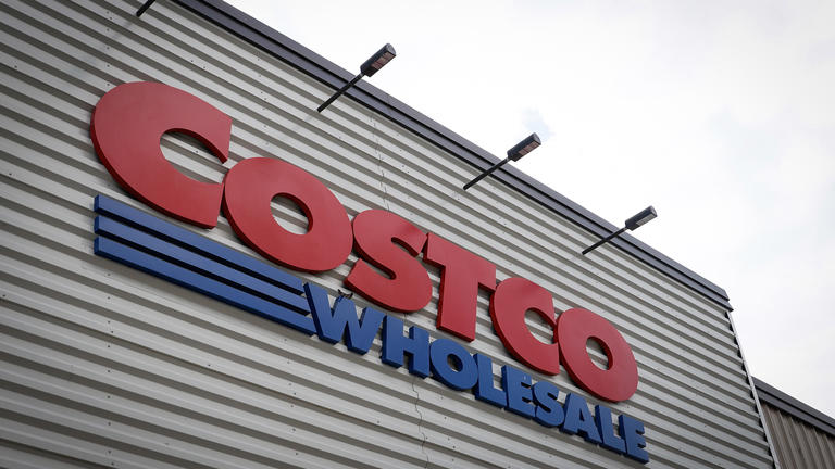 Costco CFO Richard Galanti to step down after nearly 4 decades as ...