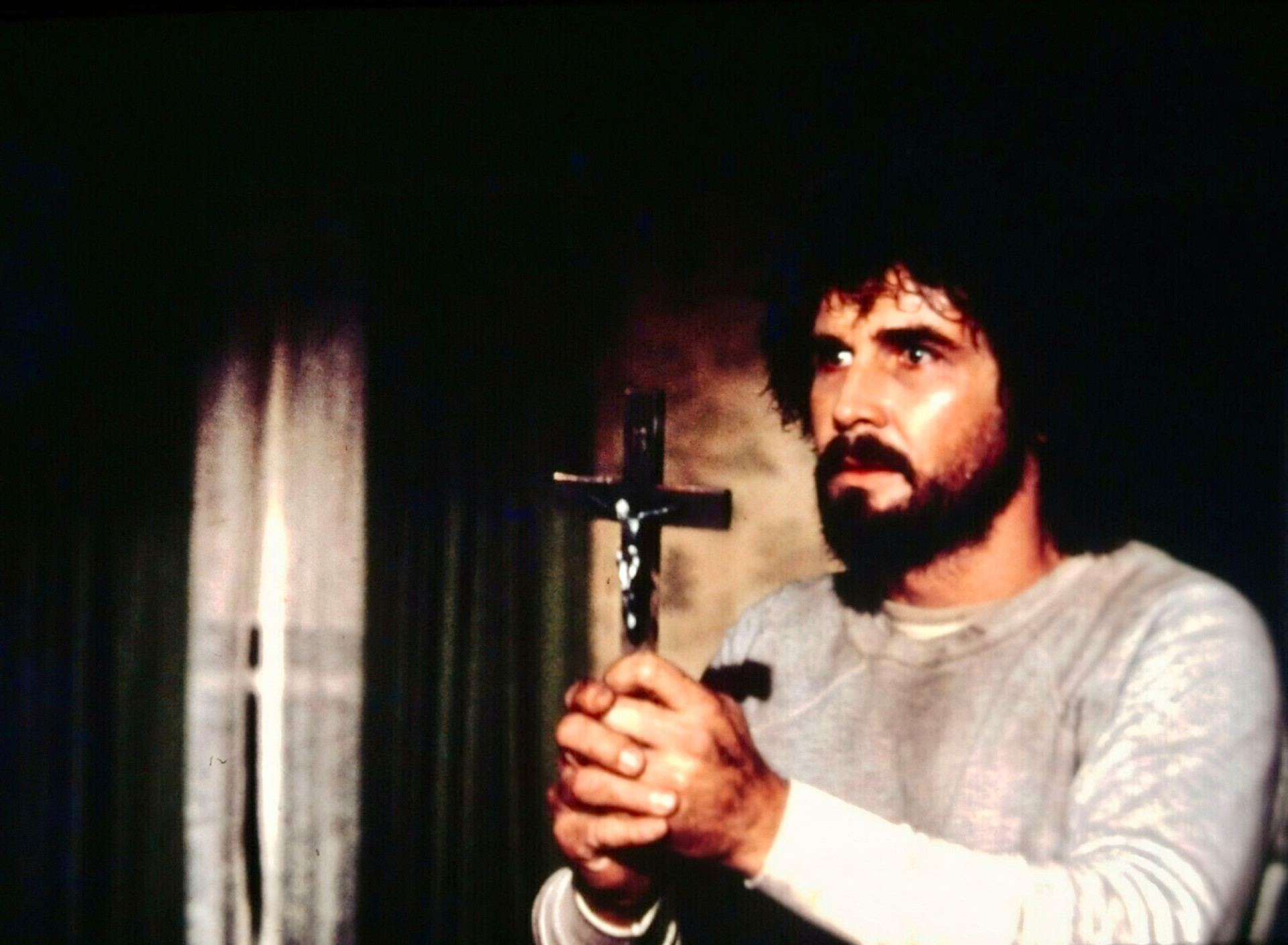 Амитивилль 1979 постер. Ужас амитивилля джей энсон книга. Амитивилля 1979. Амитивилля 1979. Амитивилля 1979.