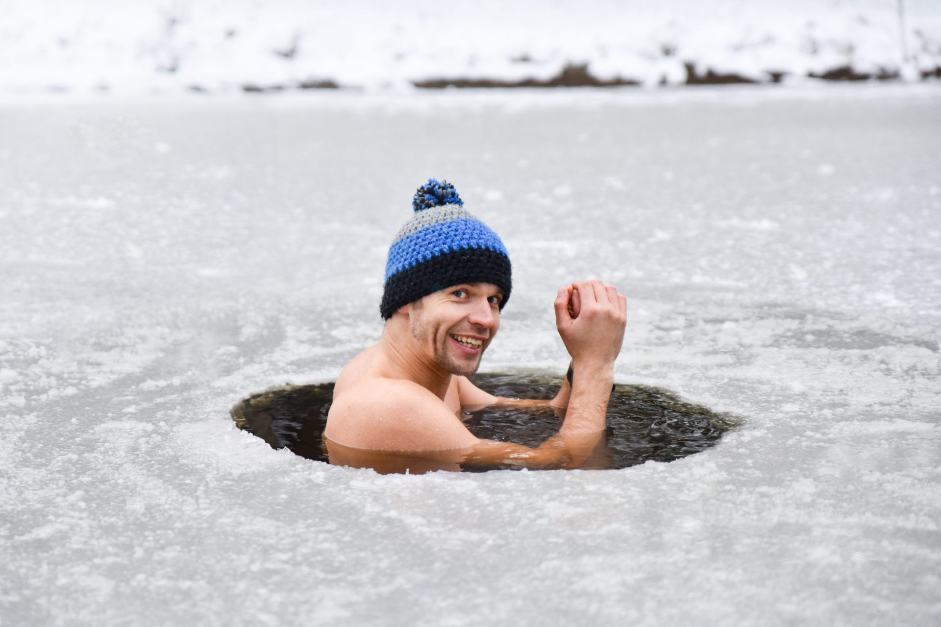 Ice baths! A new trend celebs are diving into
