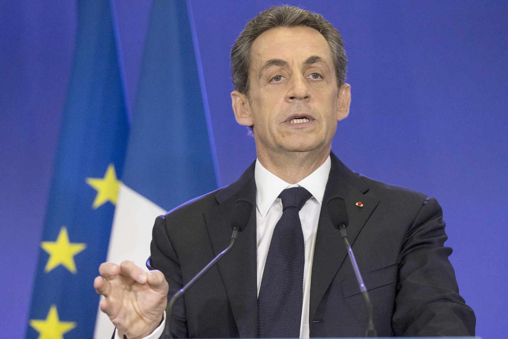 Николя Саркози. Саркози 2022. Внешняя политика Саркози. Франция обвинила