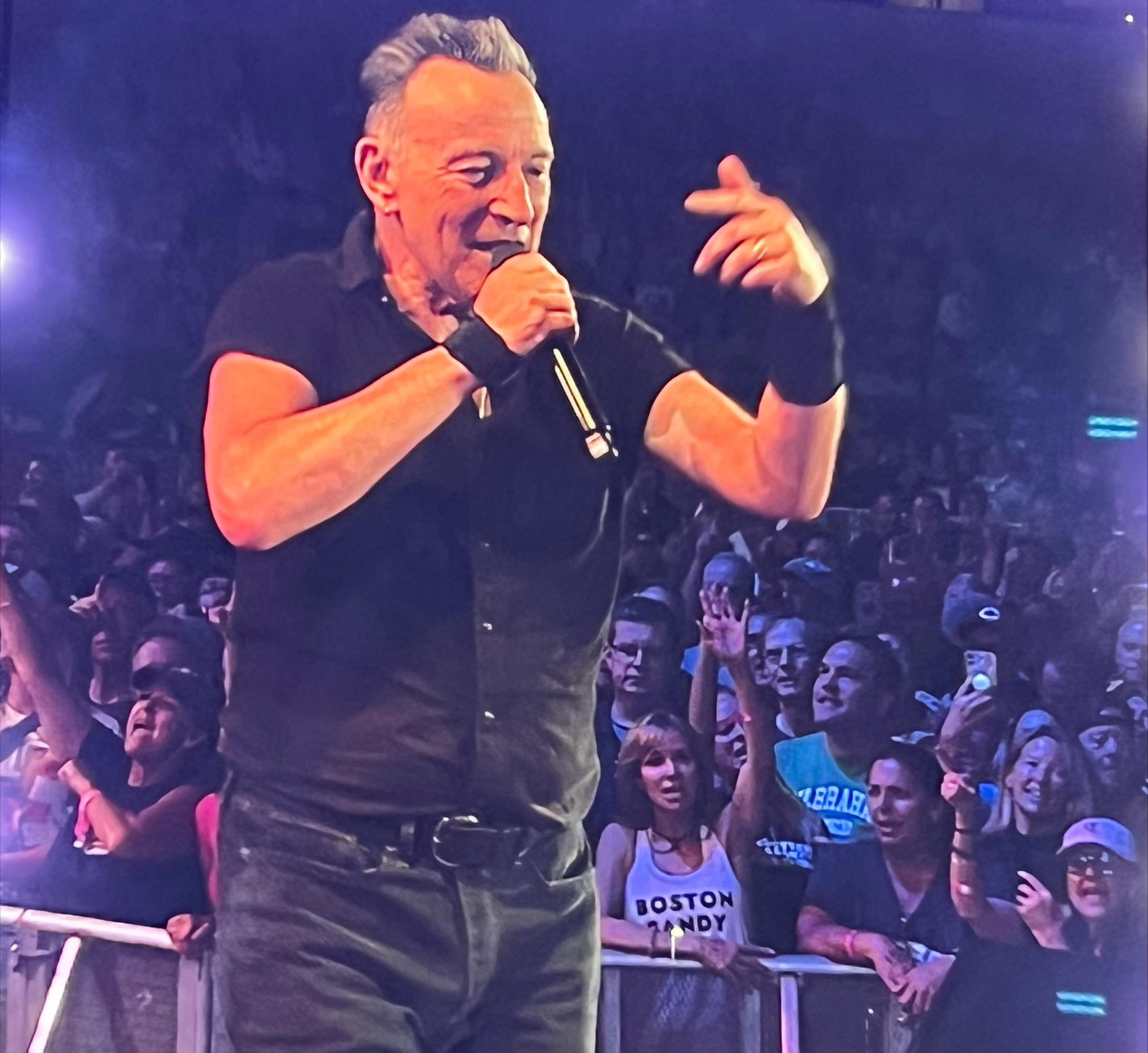 Bruce Springsteen delivers classic show in return to Gillette Stadium