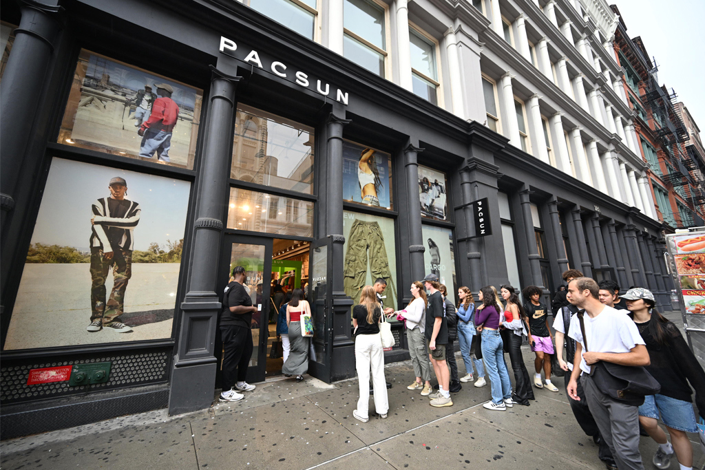 Pacsun Hosts Bodega-Style Shopping Experience in Soho