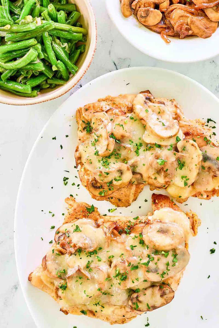 Texas Roadhouse Smothered Chicken